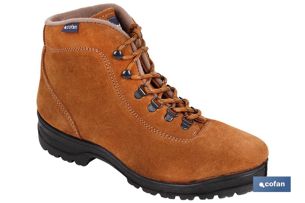 BOTA TREKKING SERRAJE MODELO NIJAR T-44